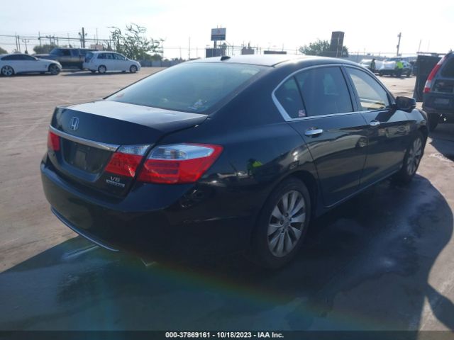 1HGCR3F99FA029446 Honda Accord Sedan Touring