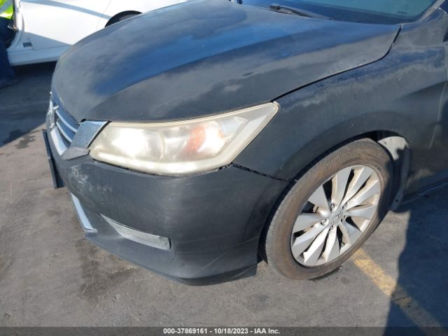 1HGCR3F99FA029446 Honda Accord Sedan Touring
