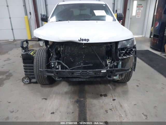 2018 JEEP GRAND CHEROKEE UPLAND 4X4 VIN: 1C4RJFAG2JC390263