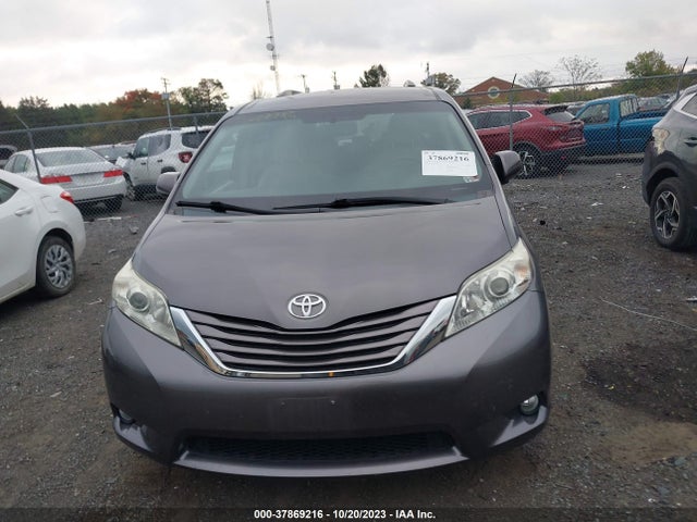 2015 TOYOTA SIENNA LE VIN: 5TDKK3DC5FS530110