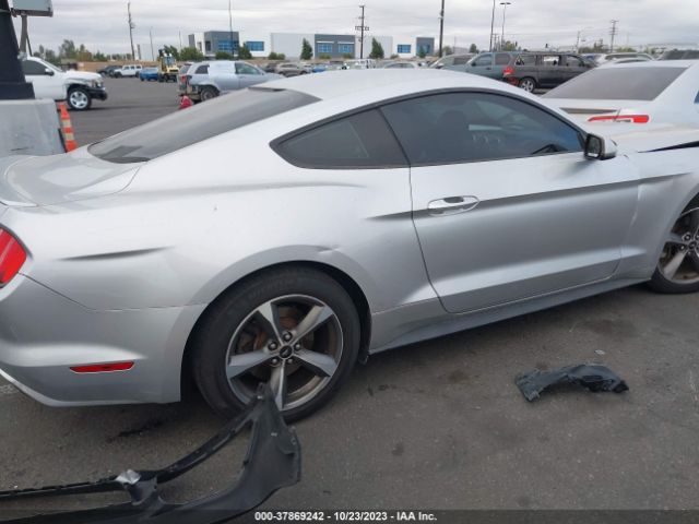 1FA6P8AM2G5304813 Ford Mustang V6