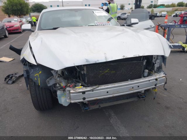 1FA6P8AM2G5304813 Ford Mustang V6