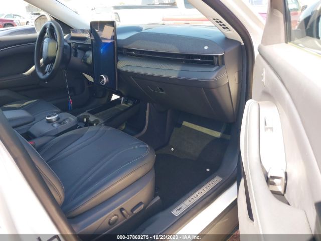 3FMTK3RMXMMA18454 Ford Mustang Mach-e Premium