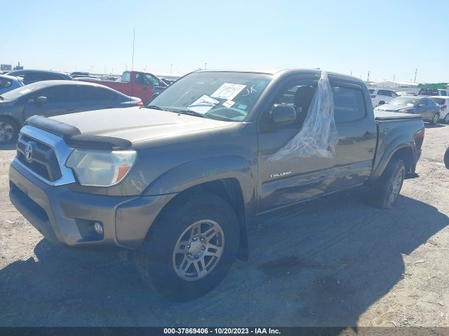 Toyota Tacoma Prerunner 2015 5TFJU4GN8FX069892 Image 2