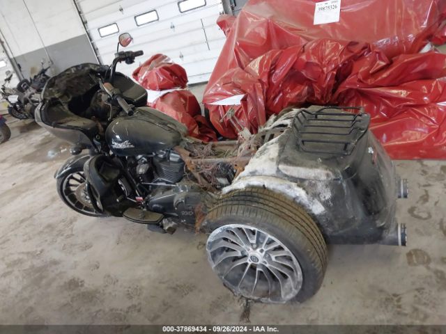 2023 HARLEY-DAVIDSON FLTRT 1HD1MFP18PB852586 Photo 2