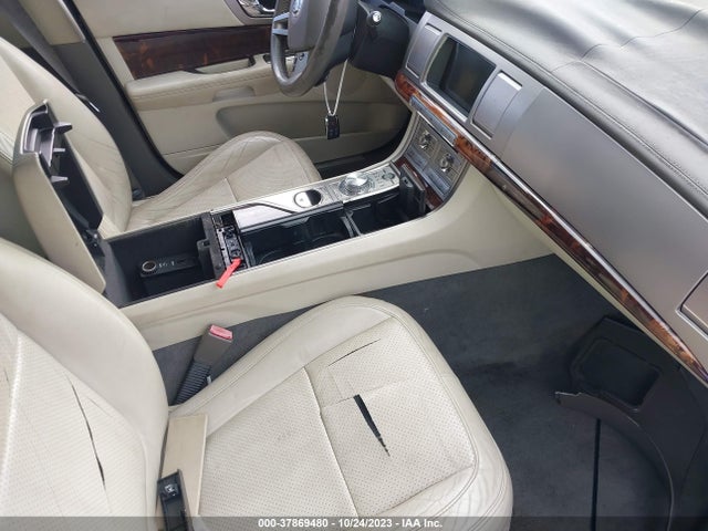 2009 JAGUAR XF SAJWA07C391R35979 Photo 4