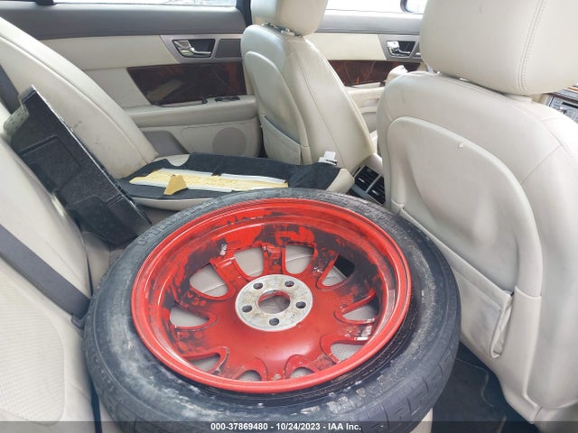 2009 JAGUAR XF SAJWA07C391R35979 Photo 7