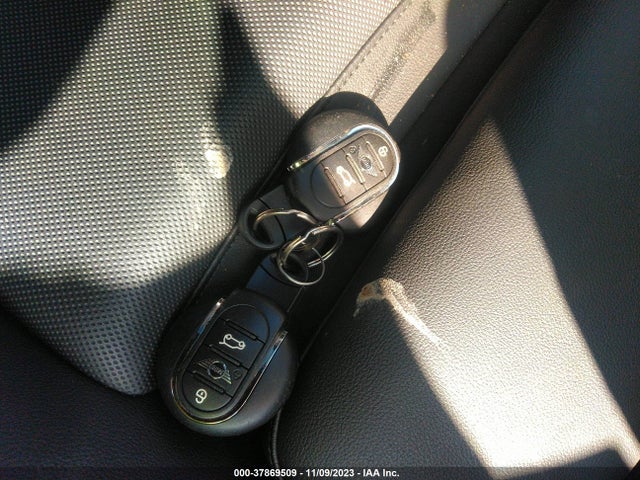 2021 MINI HARDTOP WMWXR5C06M2N00748 Photo 10