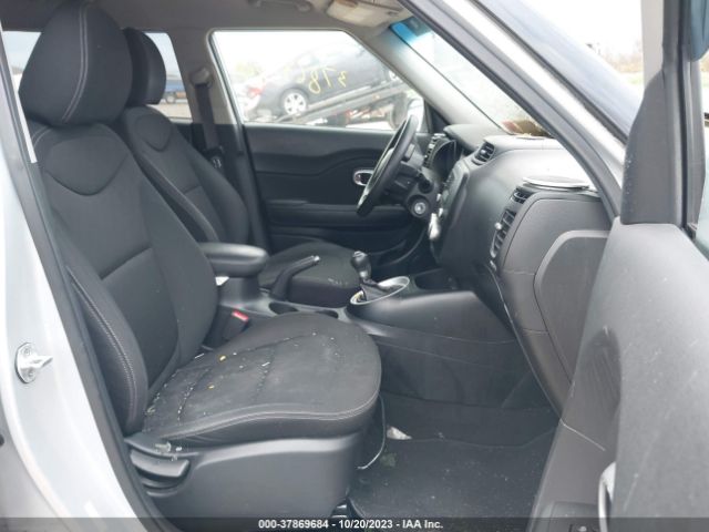 KNDJN2A20E7737618 KIA Soul Base