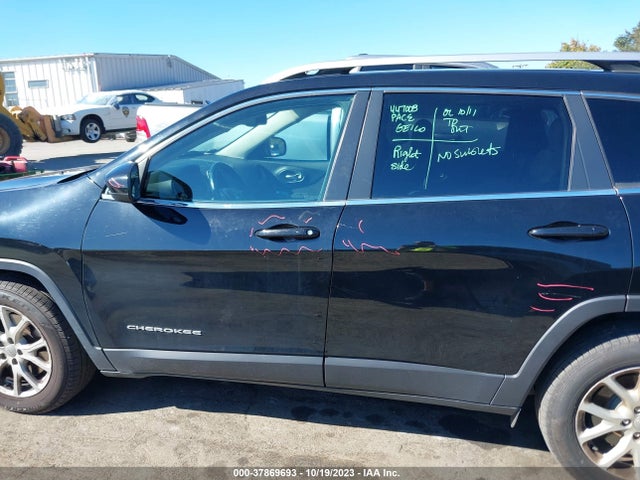 2017 JEEP CHEROKEE LATITUDE VIN: 1C4PJLCS1HW508495
