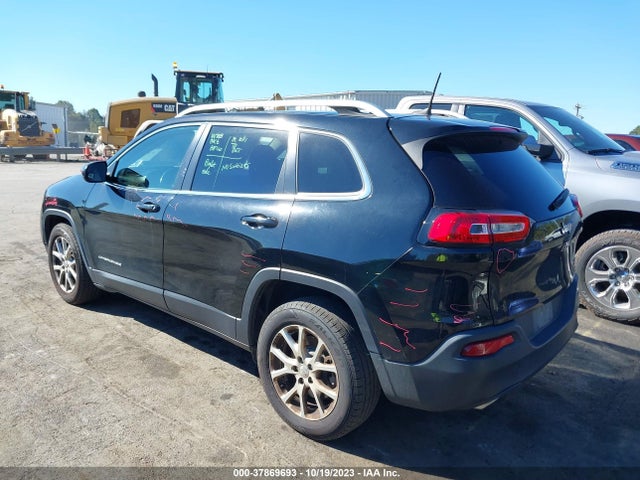 2017 JEEP CHEROKEE LATITUDE VIN: 1C4PJLCS1HW508495