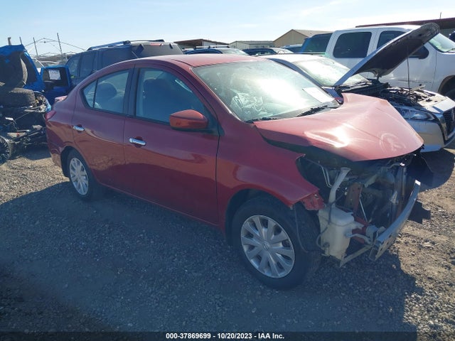 Nissan VERSA SV 2015 3N1CN7APXFL817820 Image 1