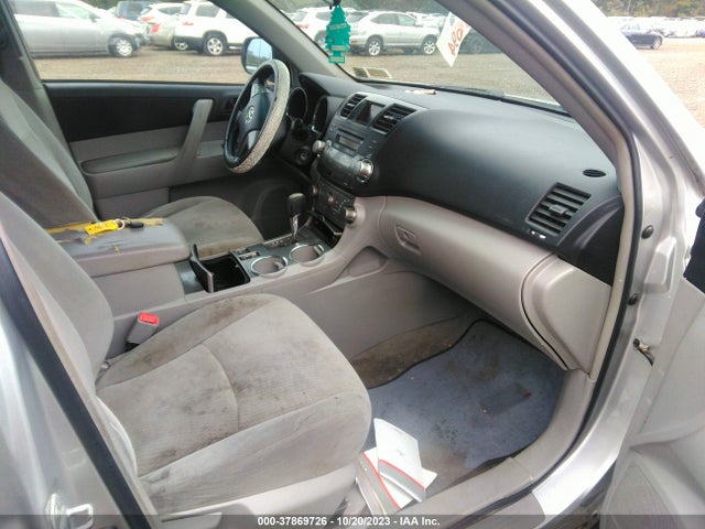 2010 TOYOTA HIGHLANDER BASE V6 VIN: 5TDBK3EH0AS025773