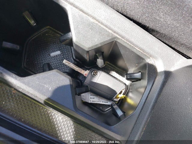 3VV3B7AX3KM092041 Volkswagen TIGUAN SE