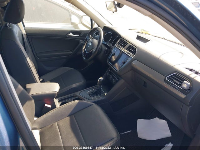 3VV3B7AX3KM092041 Volkswagen TIGUAN SE