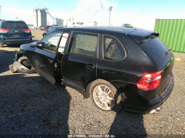 2009 PORSCHE CAYENNE WP1AA29P39LA07063 Photo 2
