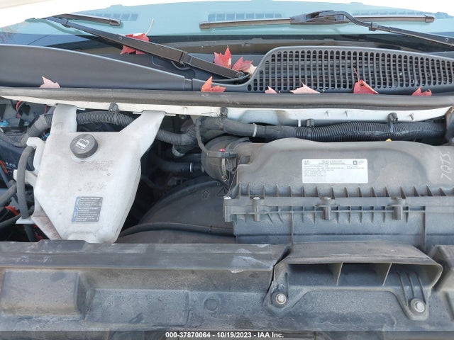 Chevrolet EXPRESS CARGO VAN 2019 1GCWGAFP7K1217106 Image 10