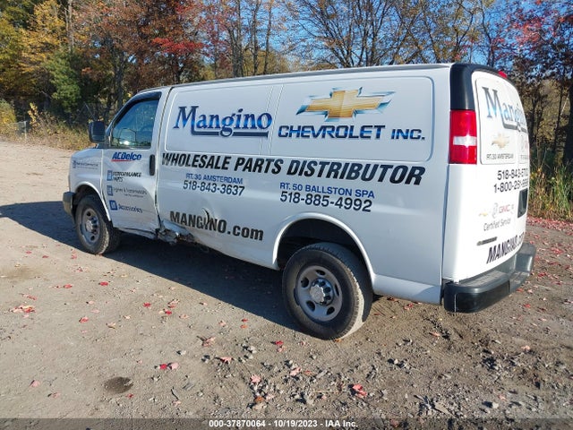 Chevrolet EXPRESS CARGO VAN 2019 1GCWGAFP7K1217106 Image 3