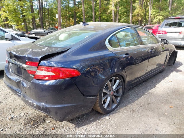2015 JAGUAR XF SAJWA0F7XF8U61083 Photo 3
