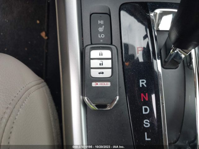1HGCR2F84FA036211 Honda Accord Sedan Ex-l