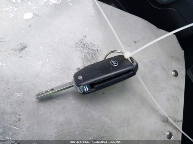 3KPF24AD9KE116126 KIA Forte Lxs