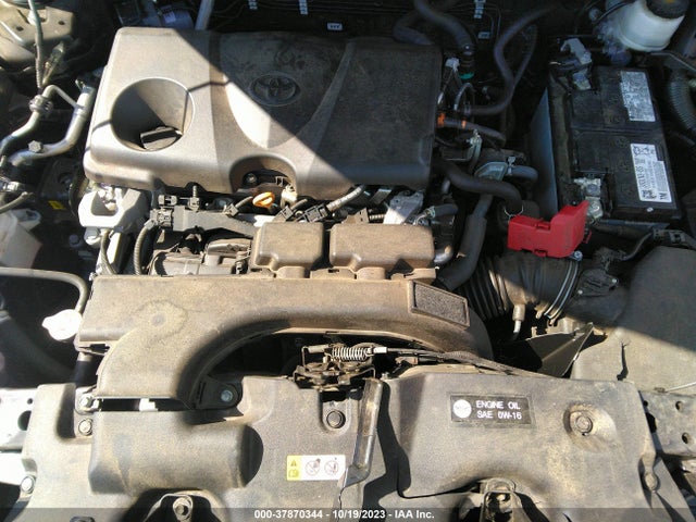 2021 TOYOTA RAV4 XLE VIN: 2T3P1RFV8MW182213
