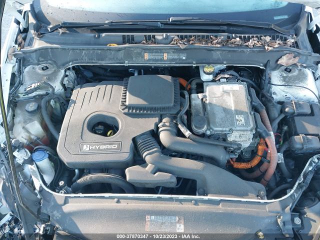 3FA6P0LU8KR104720 Ford Fusion Hybrid Se