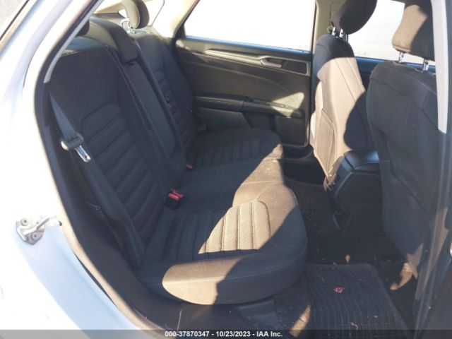 3FA6P0LU8KR104720 Ford Fusion Hybrid Se