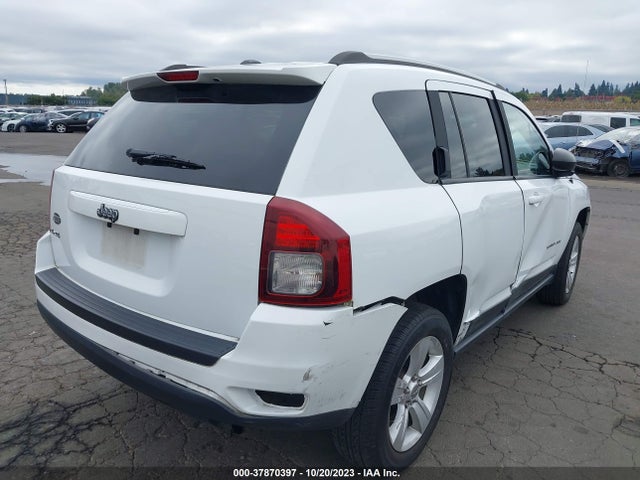 1C4NJDBB2GD714126 Jeep Compass Sport