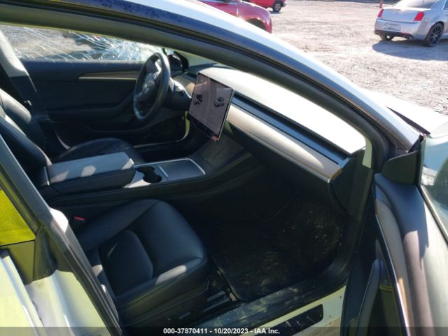 2021 TESLA MODEL 3 5YJ3E1EB4MF051040 Photo 4