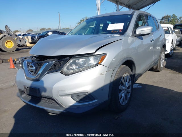 Nissan ROGUE S 2015 KNMAT2MT6FP505228 Image 2
