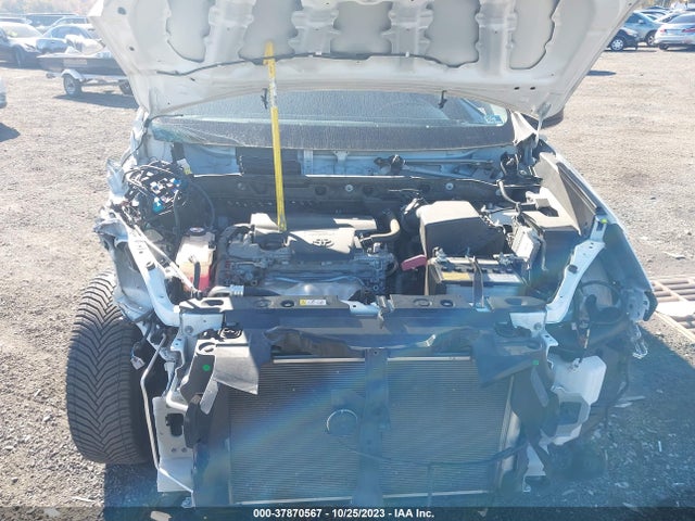 2018 TOYOTA RAV4 LE VIN: JTMZFREV9JJ749647