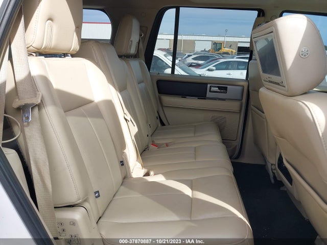 Ford Expedition Xlt 2016 1FMJU1JT5GEF44610 Image 8