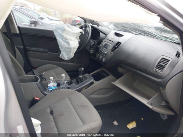 KNAFK4A63F5427731 KIA FORTE LX