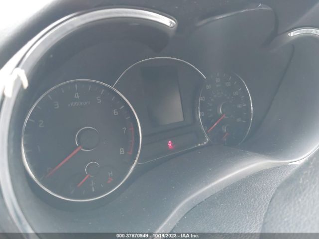 KNAFK4A63F5427731 KIA FORTE LX
