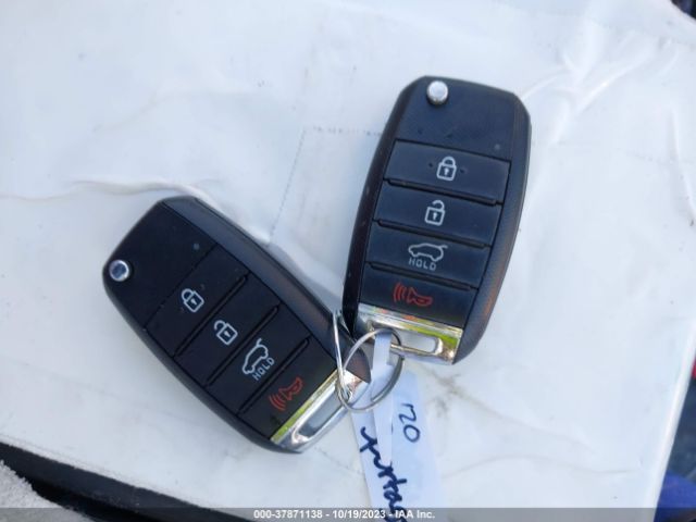KNDPMCAC1L7743372 KIA Sportage Lx