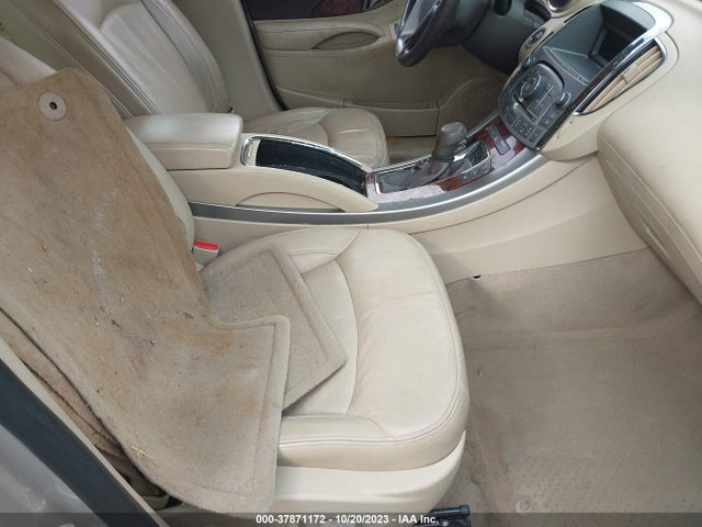 2010 BUICK LACROSSE CXS VIN: 1G4GE5EV8AF323918