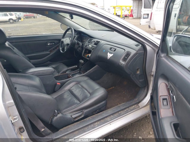 2000 HONDA ACCORD CPE 1HGCG2254YA032986 Photo 4