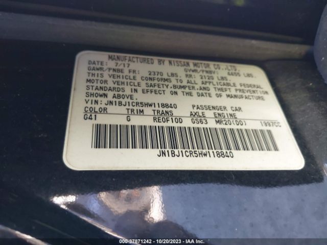 JN1BJ1CR5HW118840 Nissan Rogue Sport Sv