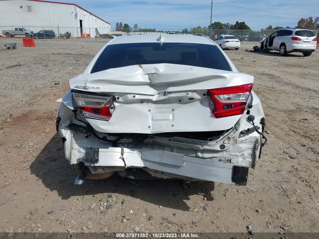 Honda ACCORD LX 2018 1HGCV1F1XJA113388 Image 17