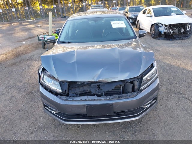 1VWBS7A33GC059019 Volkswagen Passat 1.8t Se W/technology