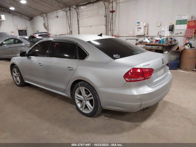 1VWBN7A39EC078145 Volkswagen Passat Tdi Se W/sunroof