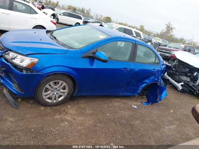 Chevrolet Sonic Ls Auto 2017 1G1JB5SHXH4175156 Image 6