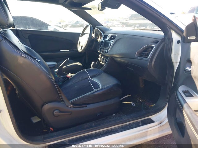 2011 CHRYSLER 200 S VIN: 1C3BC8EG8BN583321