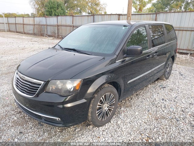 2C4RC1HGXER132539 Chrysler Town & Country S