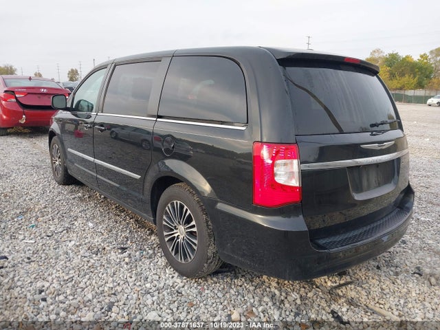2C4RC1HGXER132539 Chrysler Town & Country S