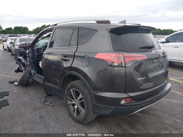 2018 TOYOTA RAV4 XLE VIN: JTMWFREV5JJ740317