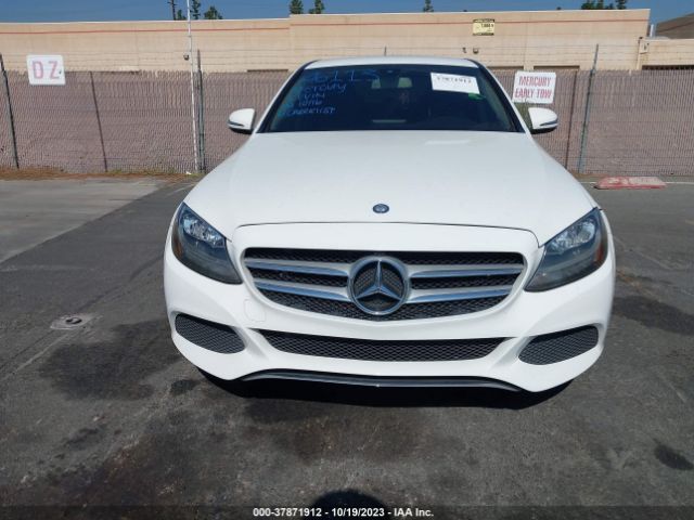 55SWF4JB0GU174614 Mercedes-Benz C-class C 300