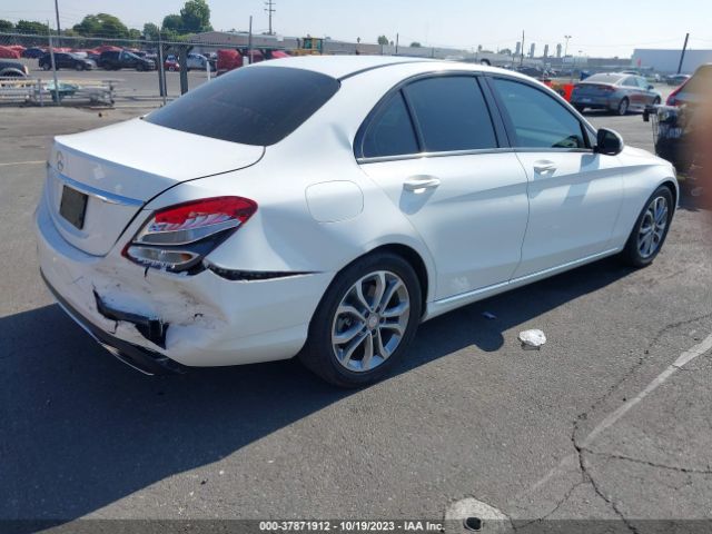 55SWF4JB0GU174614 Mercedes-Benz C-class C 300
