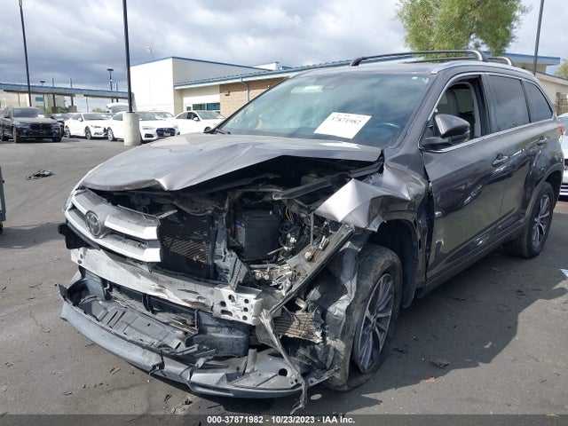 Toyota Highlander Xle/se 2017 5TDKZRFH3HS515163 Image 6